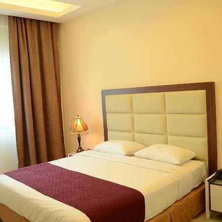Arcadia Hotel Suites Шарджа Экстерьер фото