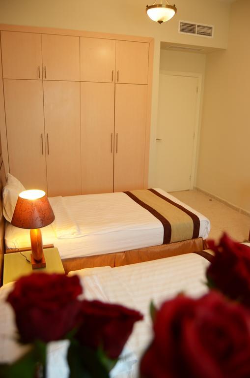 Arcadia Hotel Suites Шарджа Экстерьер фото