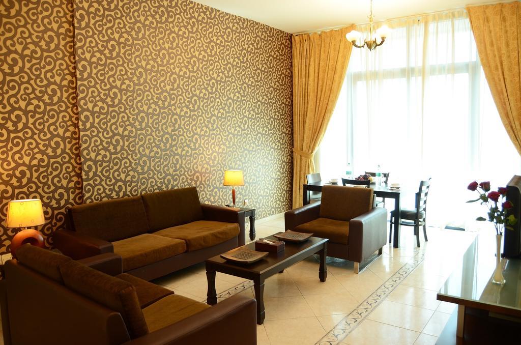 Arcadia Hotel Suites Шарджа Экстерьер фото